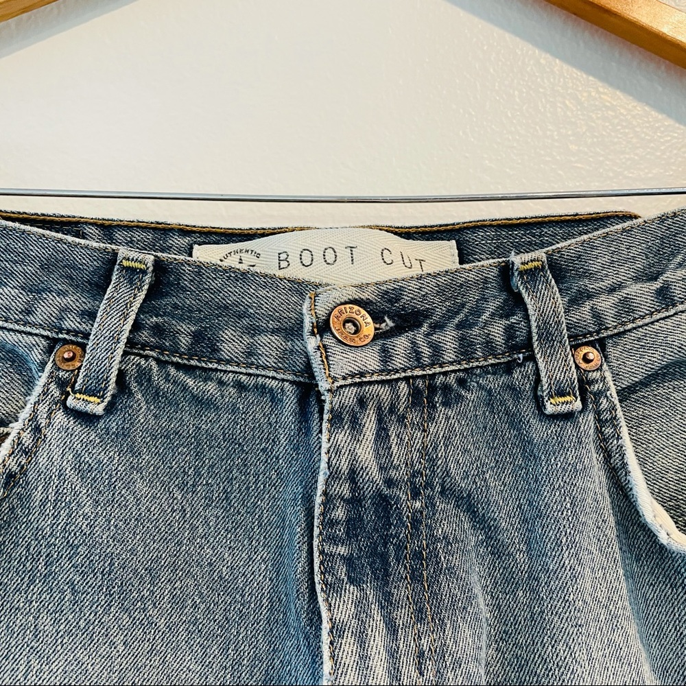 VINTAGE Arizona Jean Co. Cut Off Jean Shorts - Picture 2 of 5